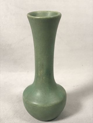 Pv04934 Vintage Small American Art Pottery Matte Green Bud Vase