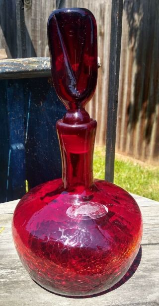 Blenko Crackle Glass Mid - Century Decanter Ruby Red 9.  5 Inch Decanter