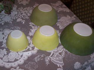 Set Of 4 Vintage Pyrex Olive Green Mixing Bowls