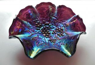 Imperial Glass Iridized Amethyst Purple Carnival Grapes 8 5/8 " Ruffled Bowl