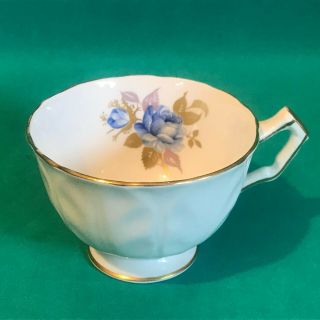 Aynsley Bone China England Floral Tea Cup Gold Trim C2095