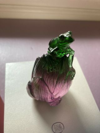 Liuli Liuligongfang Crystal Glass Frog On Flower Bell Tittot Figure Paperweight