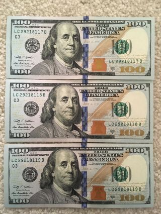 3 Crisp $100 Dollar Bill From 2009 Series A Consecutive Serial Numbers