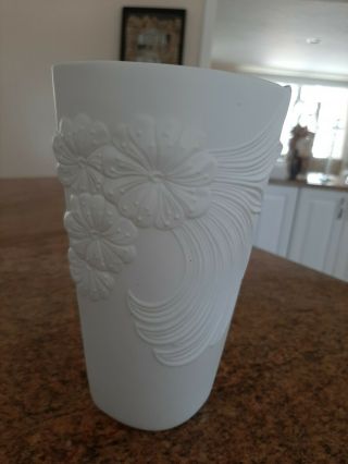 Vintage Kaiser W Germany White Porcelain Vase Signed M Frey 63/4 "