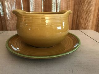 Vintage Metlox Poppytrail Dahlia Gold Gravy Boat With Attached Underplate