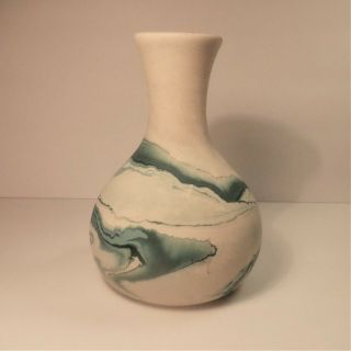 Green Nemadgi Indian River Pottery Vase Swirly Green Earthy Earth Tones 2