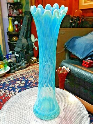 Vtg FENTON Blue Opalescent Art Glass Vase Swung Vase Diamond Lattice 13 