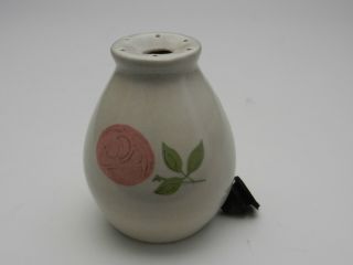 Metlox Poppytrail Rose A Day Salt Shaker Cream Pink Os 3 1/8 " T Ca 1955 - 1964