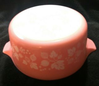 Vintage Pyrex Pink Gooseberry 2 - 1/2 Quart Casserole Bowl