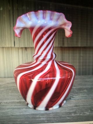 Vintage Fenton Cranberry Opalescent Spiral Optic 6.  5 " Vase 3253 Ca 1955 (90 - 4)