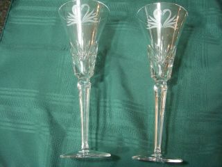 Set Of 2 Gorgeous Waterford Toasting Flutes - Champagne Glasses With Etched Swans