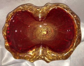 MID CENTURY MURANO RED GOLD CONTROLLED BUBBLE CASED RUBY RED ASH TRAY 3.  8lbs 3