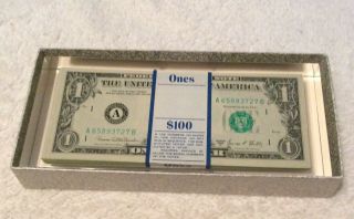 100 1 Dollar Bills In A Lucite Block Paperweight 1969 D Series Fed.  Res.  Note Nib