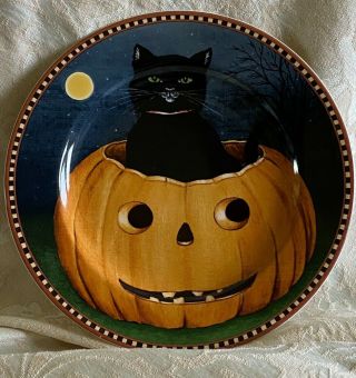 2002 Sakura David Carter Brown " Pumpkin Hollow " Black Cat & Pumpkin 8” Plate