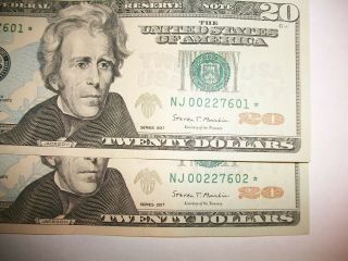 2 CONSECUTIVELY NUMBERED $20 DOLLAR FEDERAL RESERVE STAR NOTES - LQQK 3
