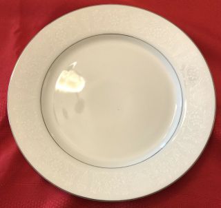 Lovelace By Crown Victoria Fine China Luncheon Plates 9 1/8 "