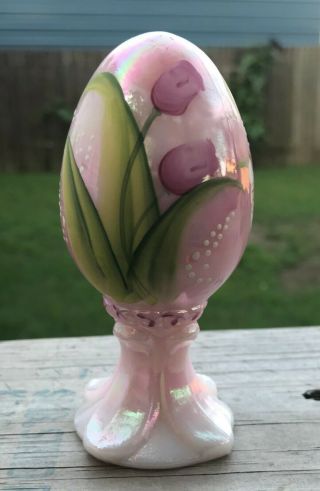 Vintage Fenton Glass Pink Iridescent Floral Egg Figurine 2215/2500 Limted Edt