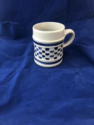Williamsburg Pottery Checkerboard Cobalt Blue Salt Glazed Mug Usa