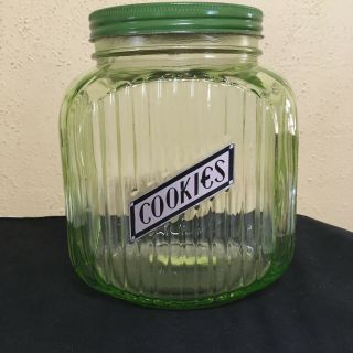 Vtg Green Glass Uranium Glow Ribbed Cookie Jar Anchor Hocking