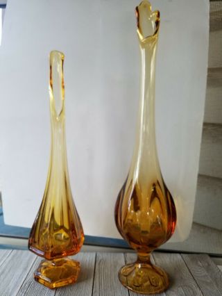 Vintage Viking Amber Glass Epic 6 Petal Pattern Swung Vase Mid Century Modern