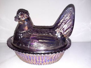 Vintage Boyd Chicken Hen On A Nest Purple Iridescent Carnival