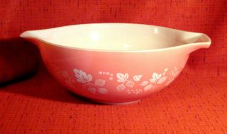 Vintage Pyrex Pink Gooseberry Mixing Bowl 444