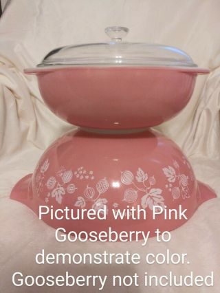 Vintage Pyrex Bubblegum Pink 024 Round Casserole Dish With Lid