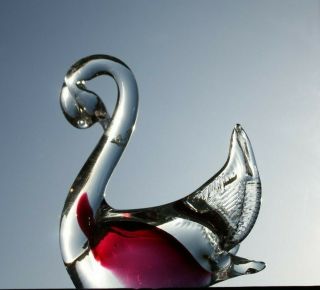 Vintage Murano Glass Swan Figurine/paperweight Magenta Red/clear 6.  5 "