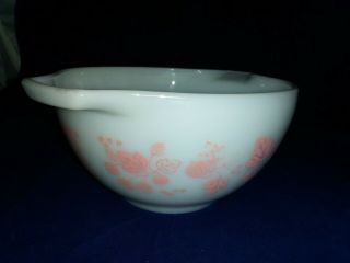 Vintage Pyrex Pink Gooseberry Cinderella Bowl 441 - 1.  5 Pint 2