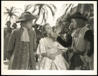 Errol Flynn 1935 Captain Blood,  Swashbuckling Pirate Film Type 1 Photo