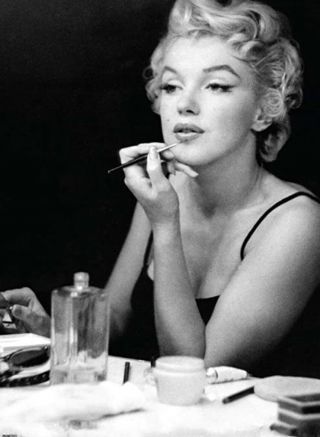 Marilyn Monroe Personally Owned & Makeup From Her Estate Christie’s