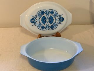 Pyrex Vintage Blue Horizon Oval Covered Casserole Dish W/ Lid 2 1/2 Qt 045 Vtg