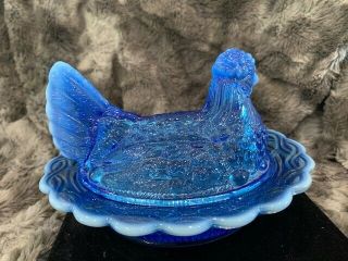Vtg L.  G.  Wright Blue Opalescent Glass Hen Chicken On A Nest