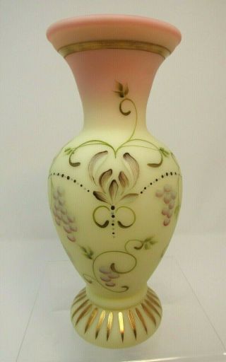 Fenton Burmese Spindler Vase Hp Higgins Grapes 185/1950 George Fenton Sign 2003
