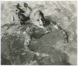 Marilyn Monroe Swimming Pool Photograph Unfinished Film Something 