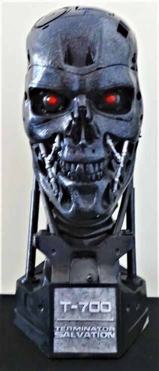 Sideshow Life - Size Terminator T - 700 Endoskeleton Bust Statue Figure Defect
