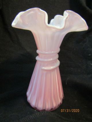 Fenton Glass Vintage Wheat Pink Bud Vase Ruffled Top