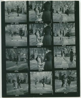 Julie Andrews,  Dick Van Dyke,  Mary Poppins (1964) Contact Sheet,  F17129