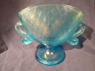 Vintage Fenton Stretch Glass Fan Vase Iridescent Blue With Fish Koi Handles 2