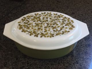 Vintage Pyrex Green Spring Blossom Daisy 045 2 - 1/2 Qt.  Oval Casserole With Lid