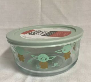 Star Wars The Child Baby Yoda Limited Edition Pyrex Snack Bowl In Hand