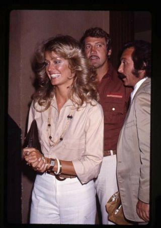 Farrah Fawcett Smiling Lee Majors 1970 