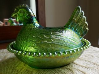 Vintage Indiana Glass Lime Green Iridescent Hen On Nest Bowl/Lid Aprox 8x6x6 