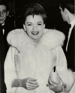 Judy Garland Atrends The Premiere Of Lord Jim 1965 Press Photo