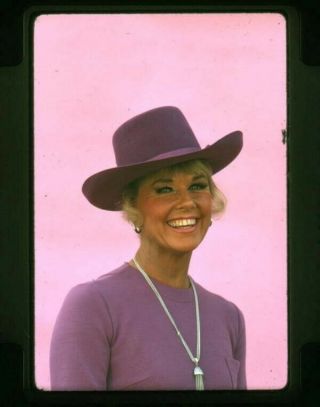 Doris Day Vivid Color Smiling Portrait Purple Hat 35mm Transparency 