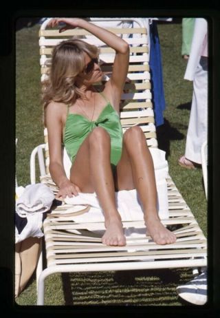 Farrah Fawcett Barefoot In Green Swimsuit Sexy Candid 35mm Transparency