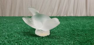 Lalique Crystal Glass Sparrow Bird Figurine 5 1/4 