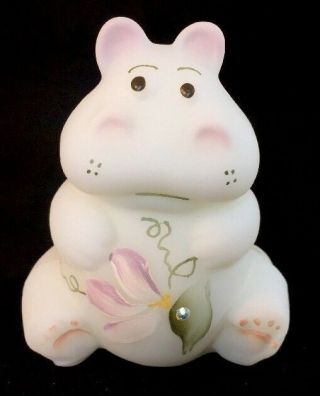 Fenton Art Glass Hand Painted Daisy And Gem Hippo Part Of “dew Drop Series” 2005