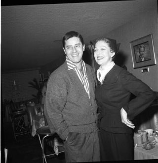 Jerry Lewis Loretta Young 1950s Rare Candid 2.  25 X 2.  25 Camera Negative