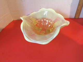 Vintage Northwood Vaseline Glass Opalescent 3 - Footed Candy Dish Compote
